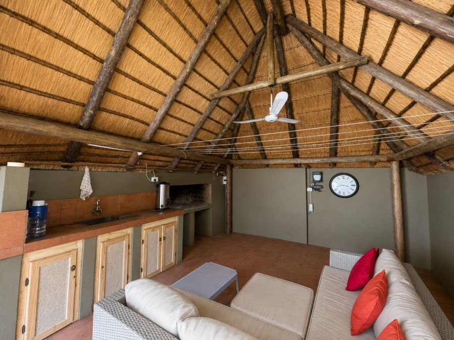 3 Bedroom Property for Sale in Geelhoutpark North West
